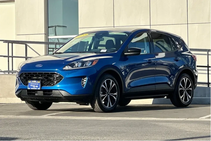 $22900 : Ford Escape 2022 SE 4dr SUV image 7