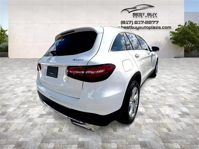 $21995 : 2018 MERCEDES-BENZ GLC GLC 30 image 7