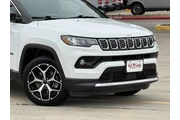 $25874 : Jeep Compass 2025 4x4 Limite thumbnail