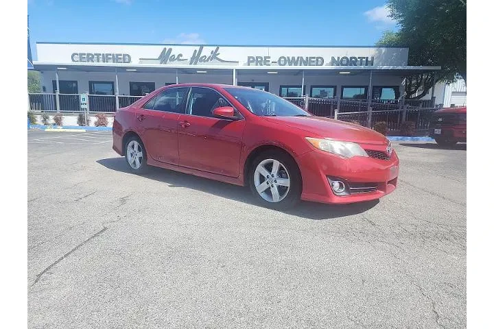 $10998 : Toyota Camry 2013 XLE 4dr Se image 1