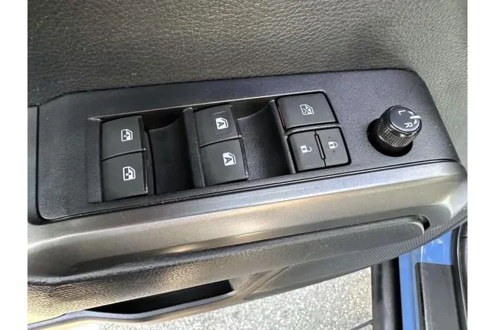 $35999 : Toyota Tacoma 2019 4x4 TRD O image 9