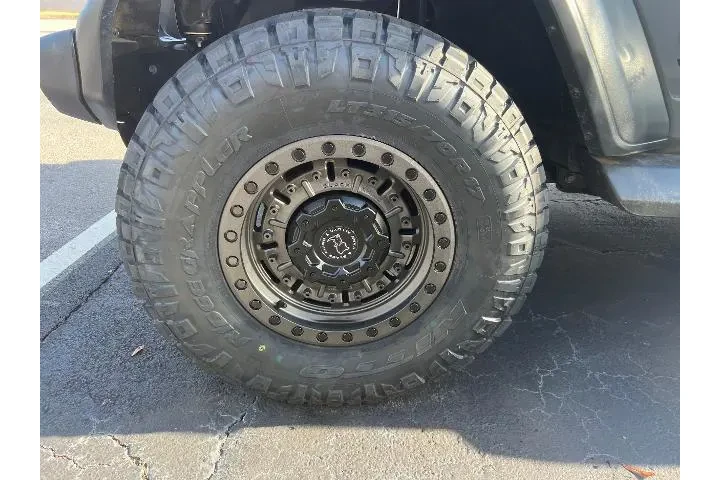 $29995 : Jeep Wrangler 2020 4x4 Sport image 7