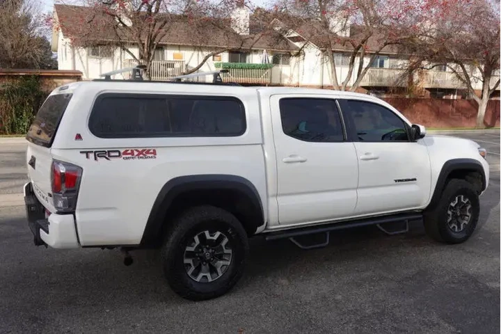 2023 Tacoma TRD Off-Road image 6