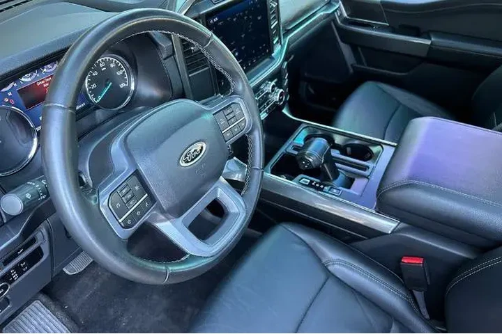 $37804 : Ford F-150 2023 4x4 XL 4dr S image 4