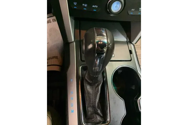 $12989 : Ford Explorer 2014 AWD XLT 4 image 9