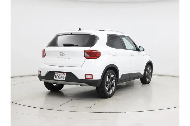 $14599 : Hyundai VENUE 2021 SEL 4dr C image 8