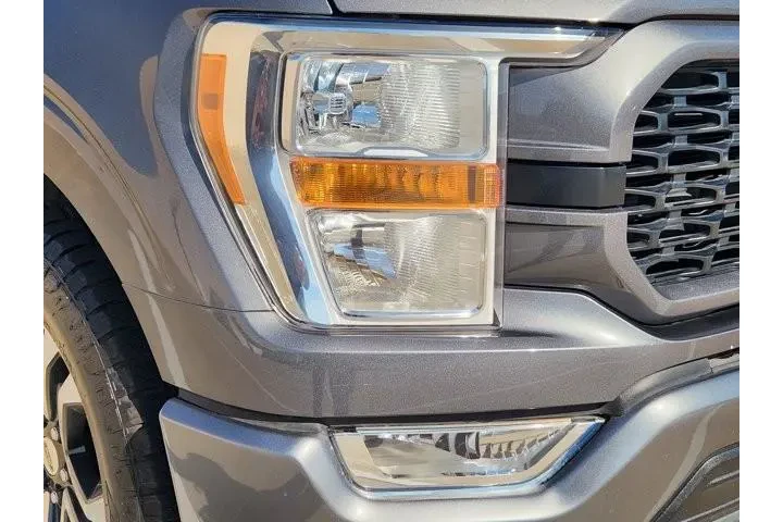 $33880 : Ford F-150 2022 4x2 XLT 4dr image 9