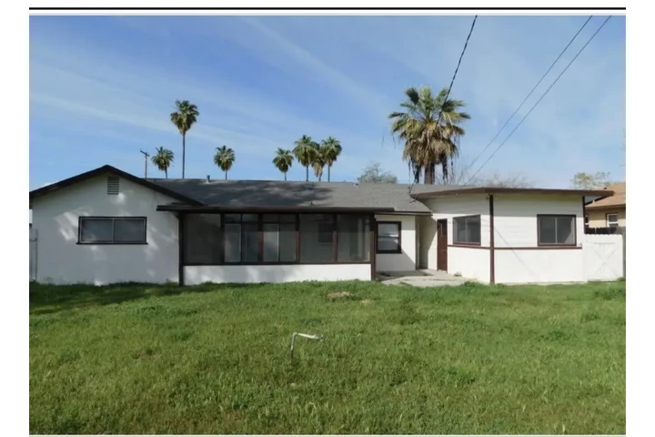 $2200 : Spacious 2 Bed Home image 1