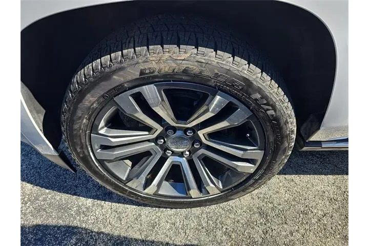 $23990 : GMC Yukon XL 2018 4x2 Denali image 7