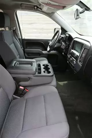 $17000 : 2017 Chevrolet Silverado LT 4D image 8