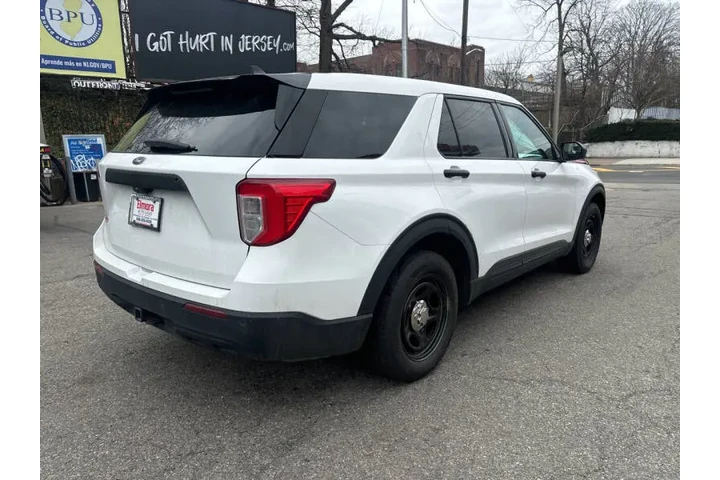 $19499 : 2022 Explorer Police Intercep image 7