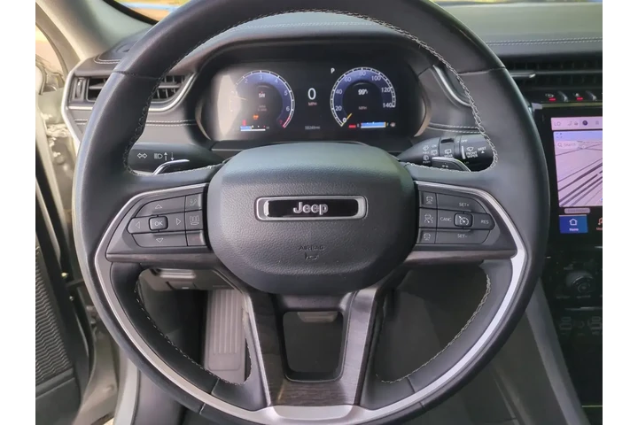 $27358 : Jeep Grand Cherokee L 2023 4 image 9