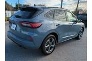 $19999 : Ford Escape 2024 ST-Line 4dr thumbnail