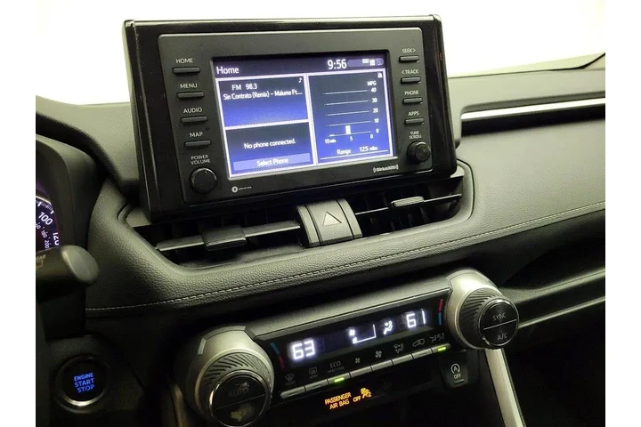 $20998 : Toyota RAV4 2021 AWD XLE 4dr image 7