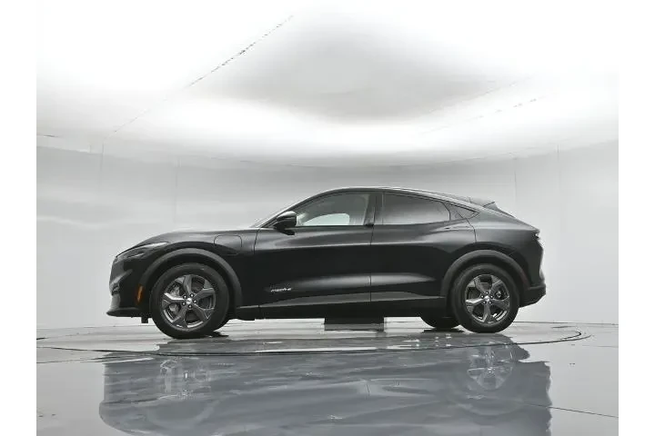 $29600 : Ford Mustang Mach-E 2023 Sel image 8