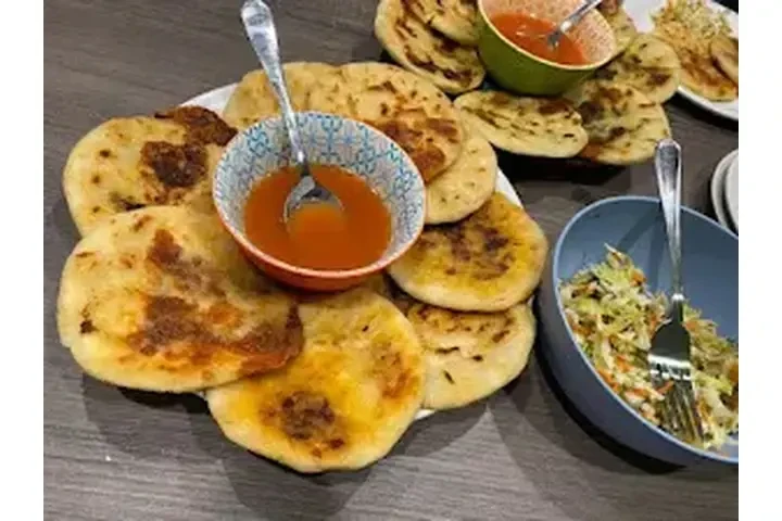 PUPUSERIA MI BENDICIÓN image 8