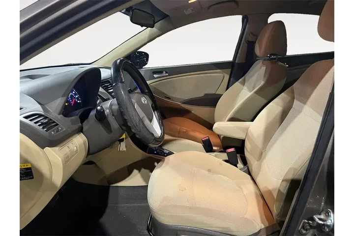 $8000 : Hyundai ACCENT 2012 GLS 4dr image 3