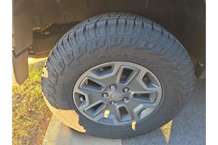 $18000 : Jeep Wrangler Unlimited 2016 image 5