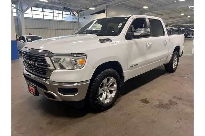 $35900 : Ram 1500 2024 4x4 Laramie 4d image 7