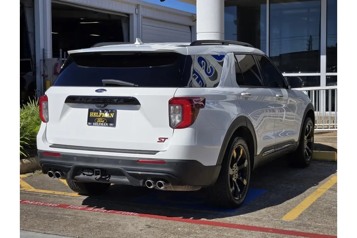 Ford Explorer 2022 AWD ST 4d image 3