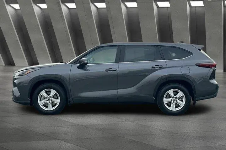 $39900 : Toyota Highlander 2025 AWD L image 10