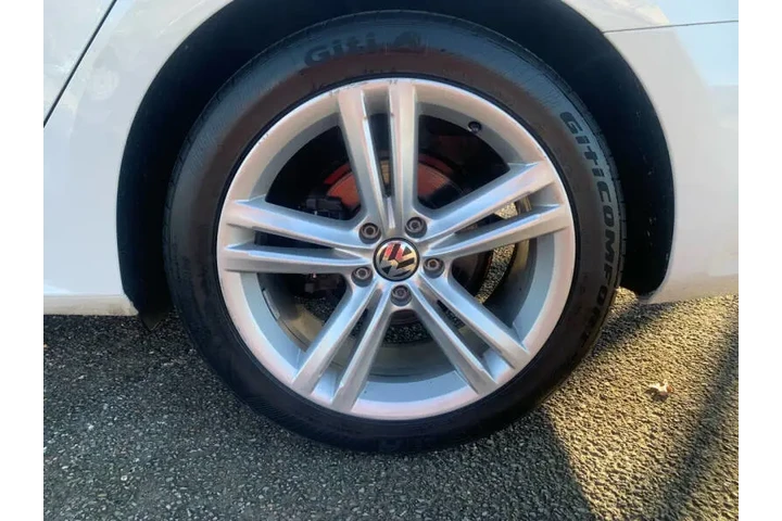 $8995 : 2014 Passat 3.6L V6 SEL Premi image 10