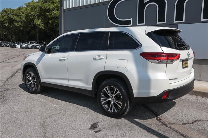 $25988 : 2019 Highlander LE image 6