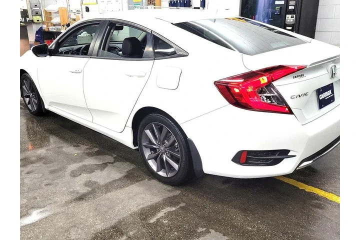 $24998 : Honda Civic 2020 EX-L 4dr Se image 7