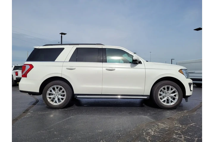 $34998 : Ford Expedition 2021 4x4 XLT image 2