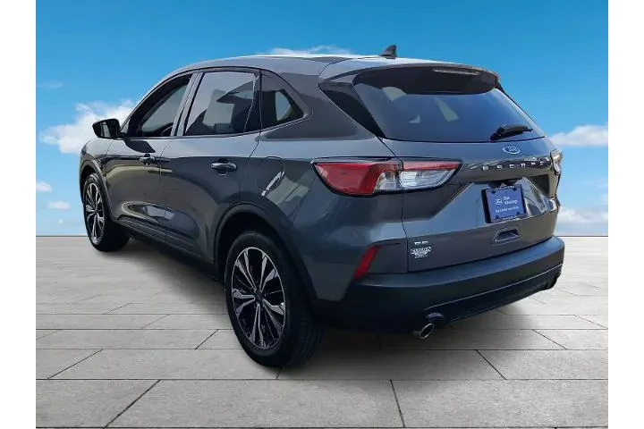 $20997 : Ford Escape 2022 SE 4dr SUV image 4