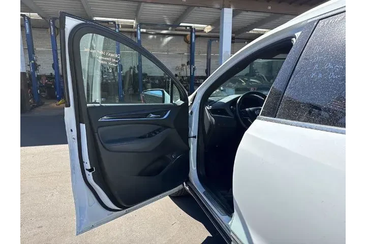 $26500 : Buick Enclave 2022 Essence 4 image 8