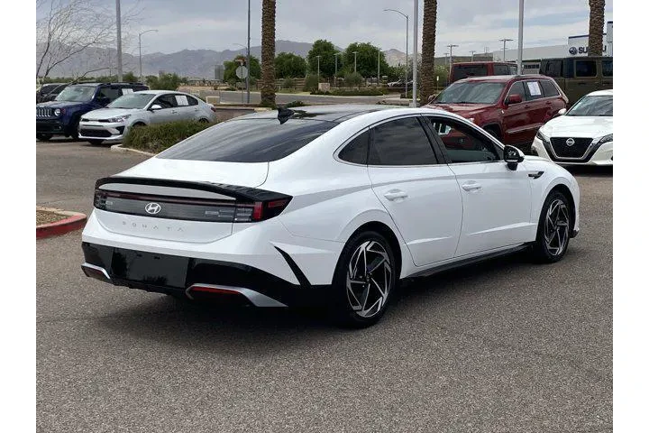 $24481 : Hyundai SONATA 2024 SEL 4dr image 3