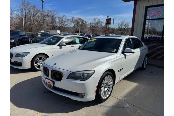 $9950 : 2012 BMW 7 Series 750Li xDrive image 1