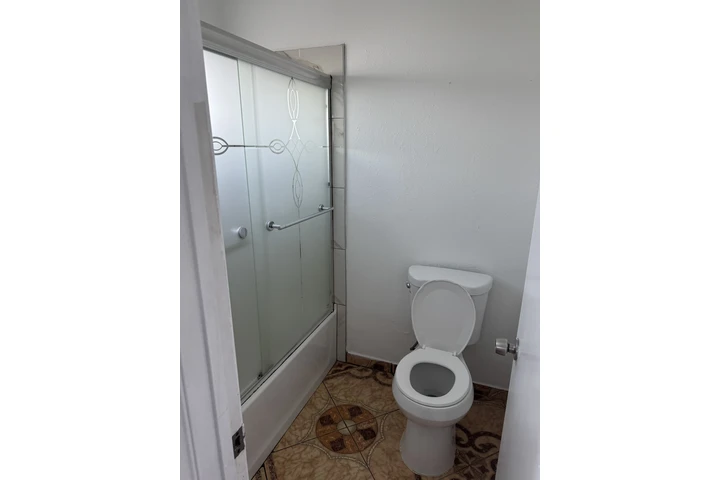 $3500 : Casa image 2