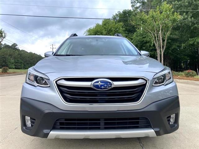 $25899 : 2020 Outback Limited XT image 2