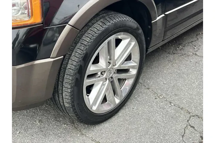 $17097 : Ford Expedition 2015 4x2 Kin image 9