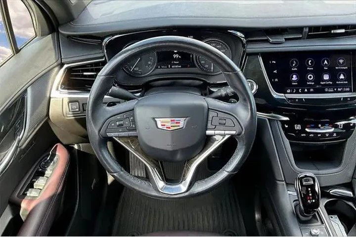 $32492 : Cadillac XT6 2022 Premium Lu image 8