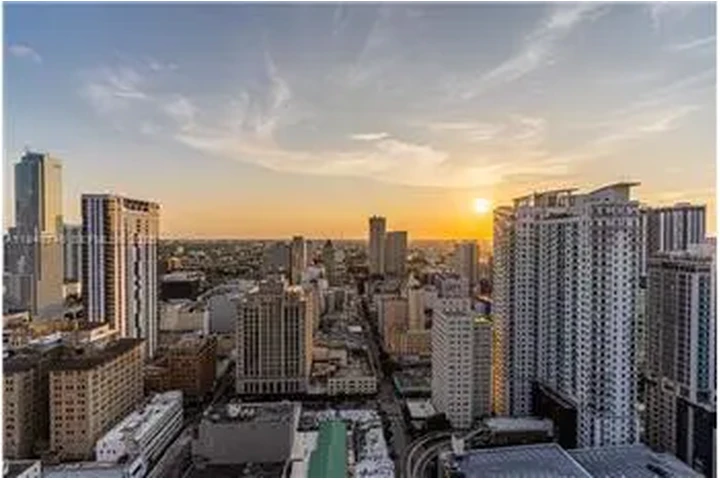 $4200 : Rental property with 2 bedro image 8