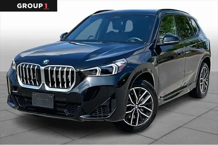 $35498 : BMW X1 2025 AWD xDrive28i 4d image 1
