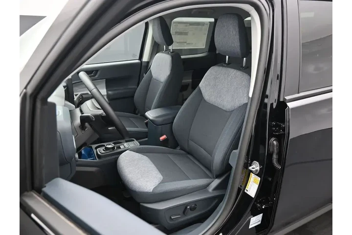 $31716 : Ford Maverick 2025 XLT 4dr S image 9