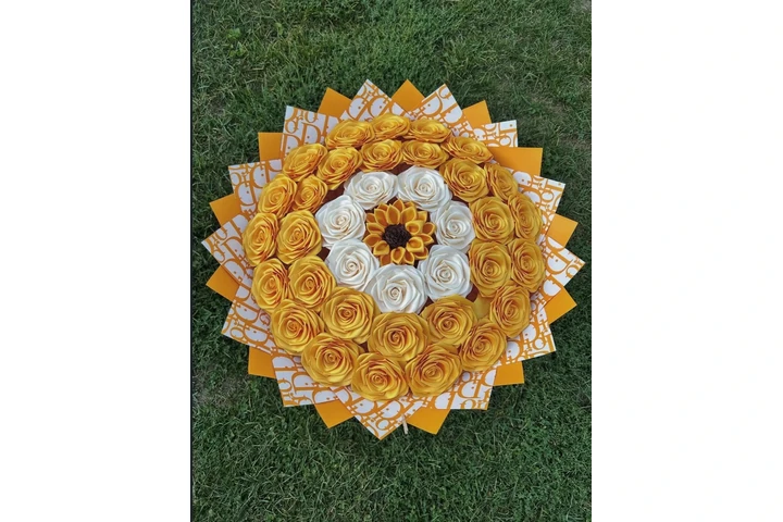 Arreglos florales image 10
