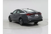 $19998 : Kia Forte 2023 LXS 4dr Sedan thumbnail