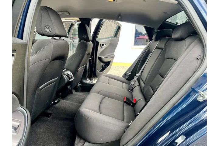 $19995 : 2022 Malibu LT image 10