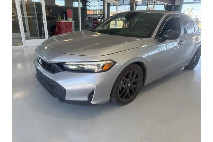 $28791 : Honda Civic 2025 Sport 4dr H image 1