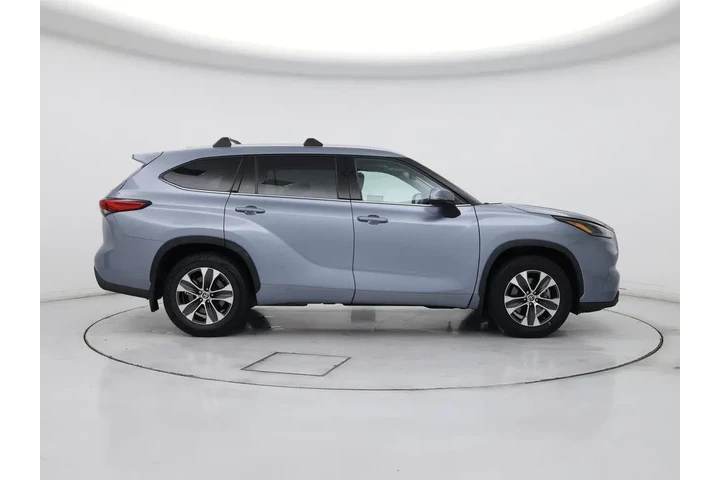 $32998 : Toyota Highlander 2022 XLE 4 image 7