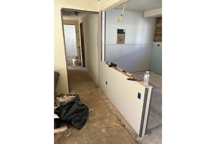 Drywall and topping finishing image 10