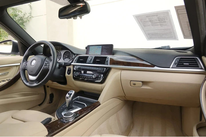 $12490 : 2016 BMW 328i image 7