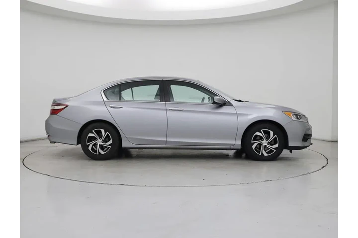 $19998 : Honda Accord 2016 LX 4dr Sed image 7