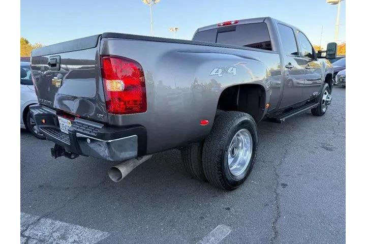 $36263 : Chevrolet Silverado 3500HD 2 image 3