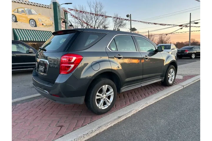 $7995 : 2017 Equinox LS image 4